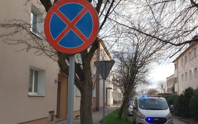 Niezastosowanie się kierowcy do znaku B-36
