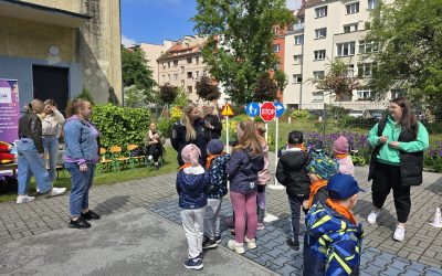 Udział strażników miejskich w Wojewódzkiej Olimpiadzie Przedszkolaków „Torba Kangura”